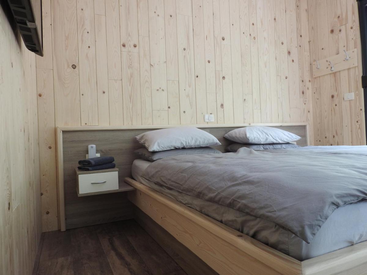 Pocitniski Hisici - Small Holiday Houses Ajdovscina Luaran gambar