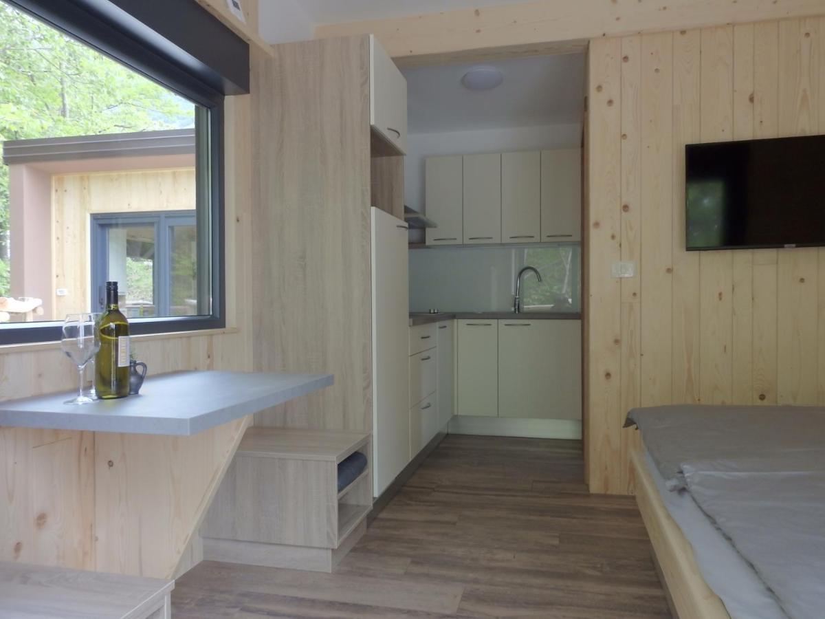 Pocitniski Hisici - Small Holiday Houses Ajdovscina Luaran gambar